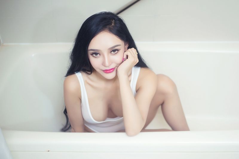 宅男女神洛可可湿身诱惑胸器诱人(图24)