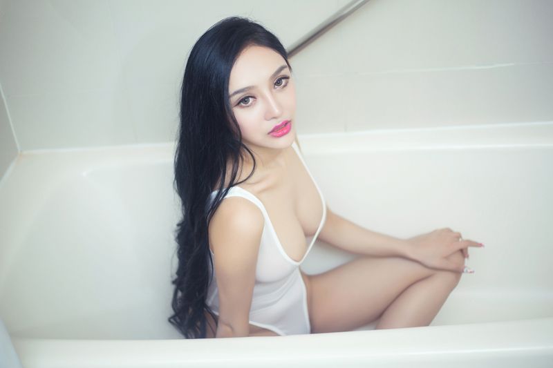 宅男女神洛可可湿身诱惑胸器诱人(图26)