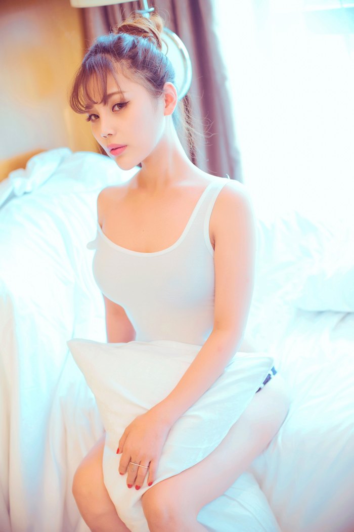 风情妹子周予然透视装美乳依稀可见(图40)