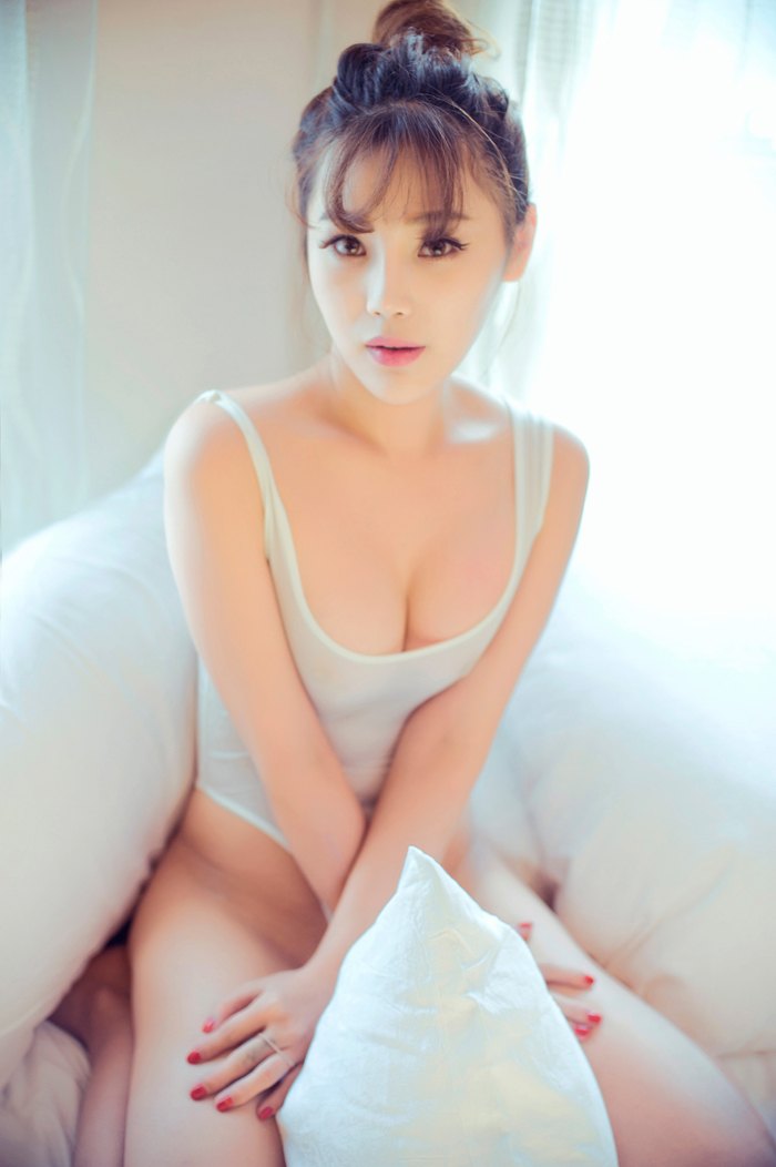 风情妹子周予然透视装美乳依稀可见(图44)