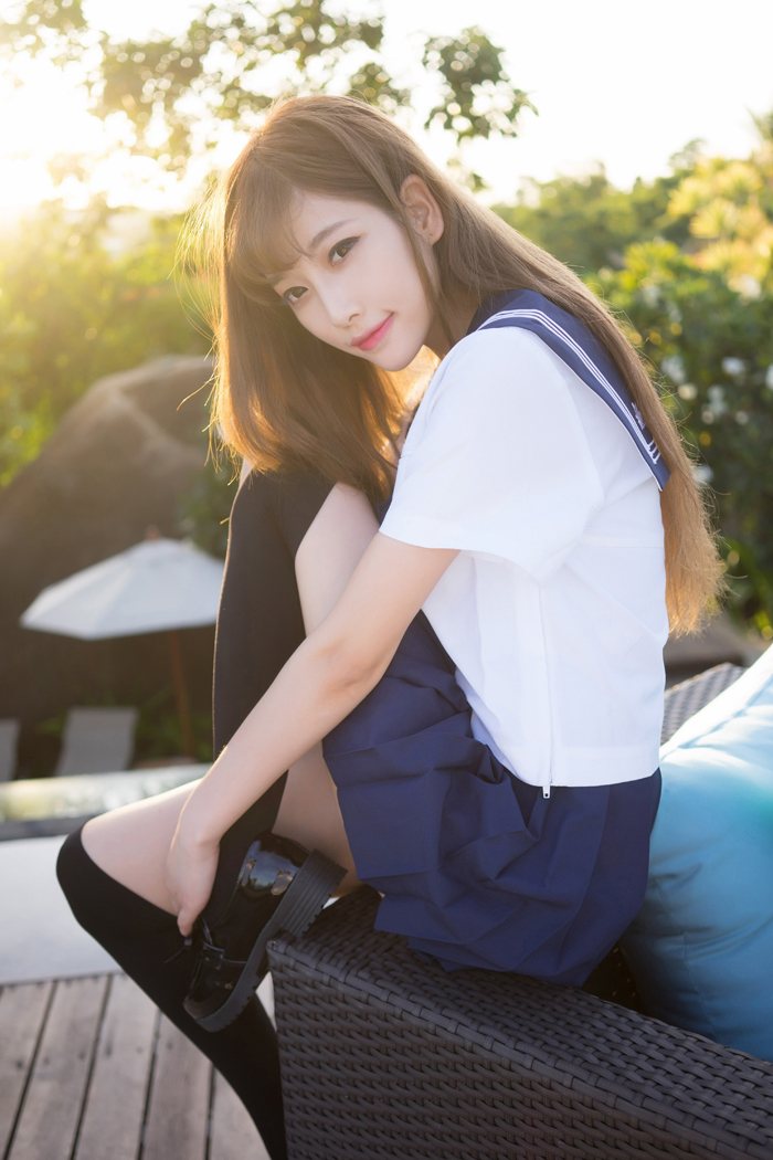 性感学生妹甜心CC制服外拍气质佳(图32)