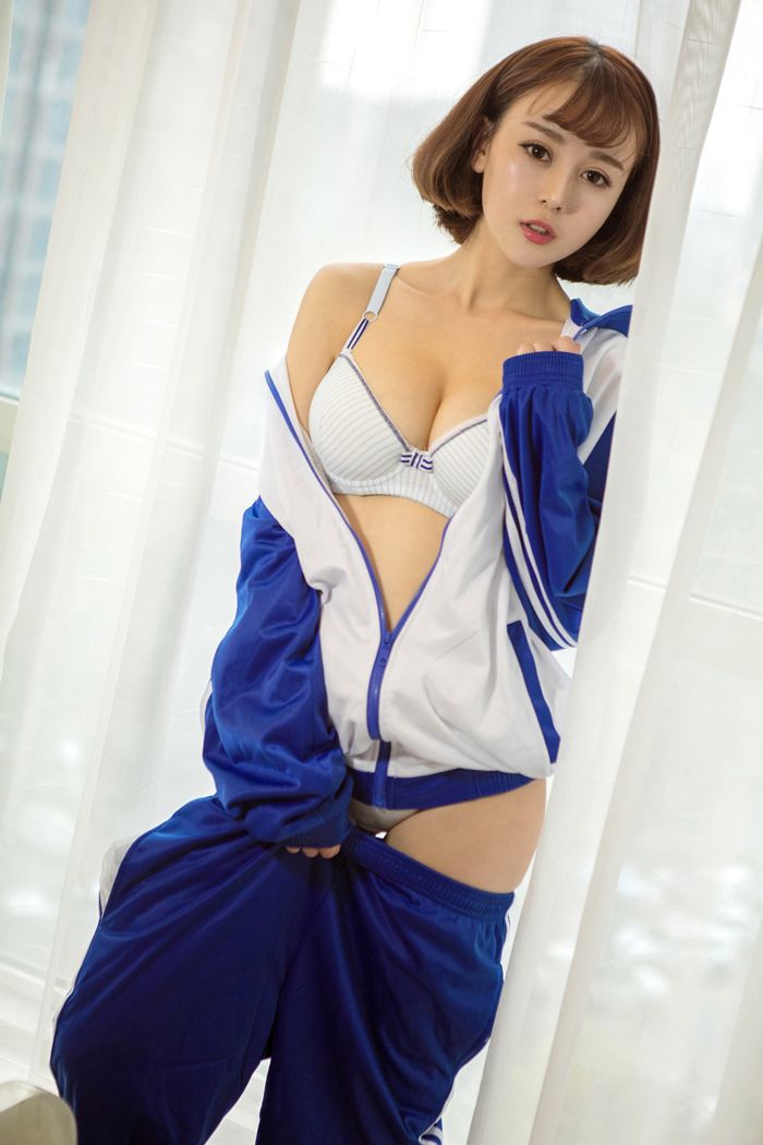 不知火舞赵小米美胸见涨身材超一流(图26)