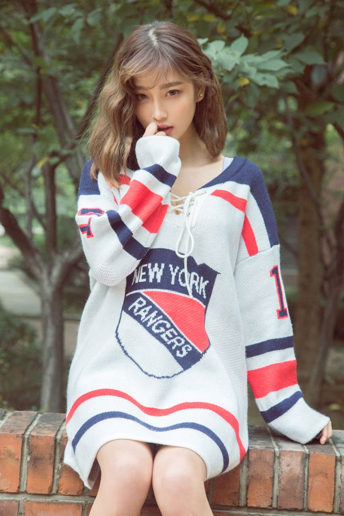 足球宝贝杨晨晨性感美臀巨翘身材巨赞(图50)