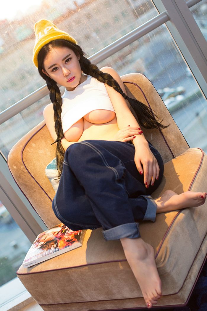 梦瑶mm玩情趣内衣脱落圆乳奔出来(图64)