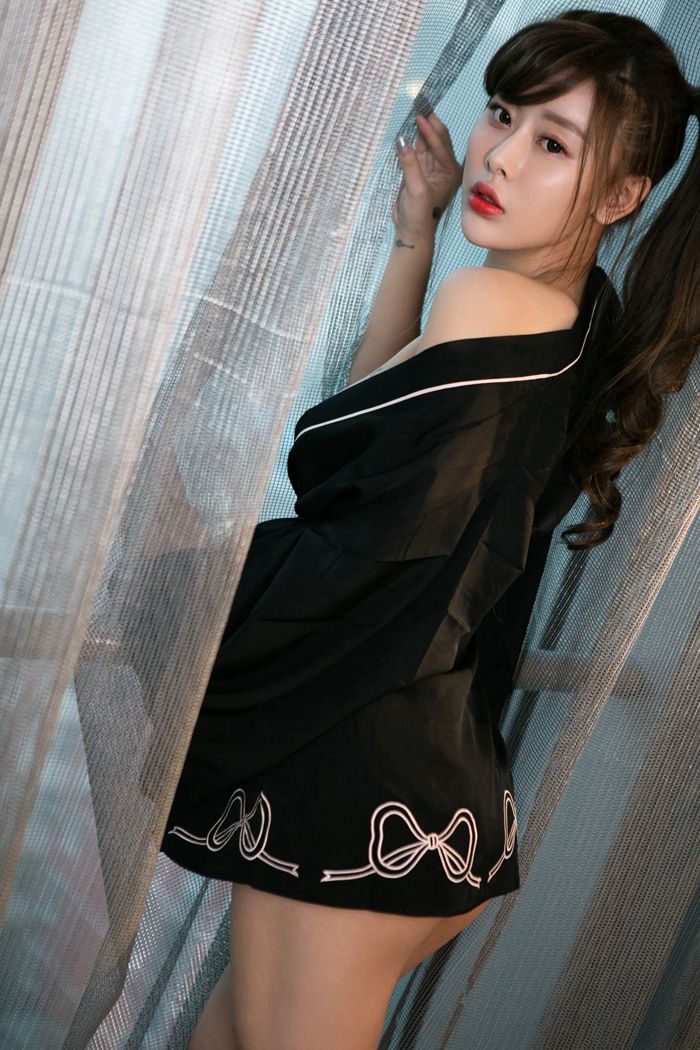 纹身艺宁mm曼妙身材私房照美臀霸屏(图18)