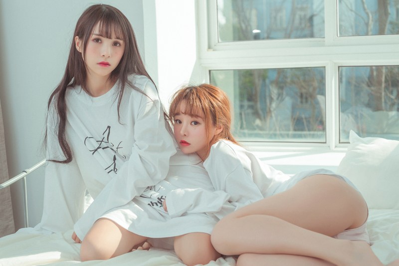 翘臀姐妹花酥胸互摸床第尽兴缠绵(图12)