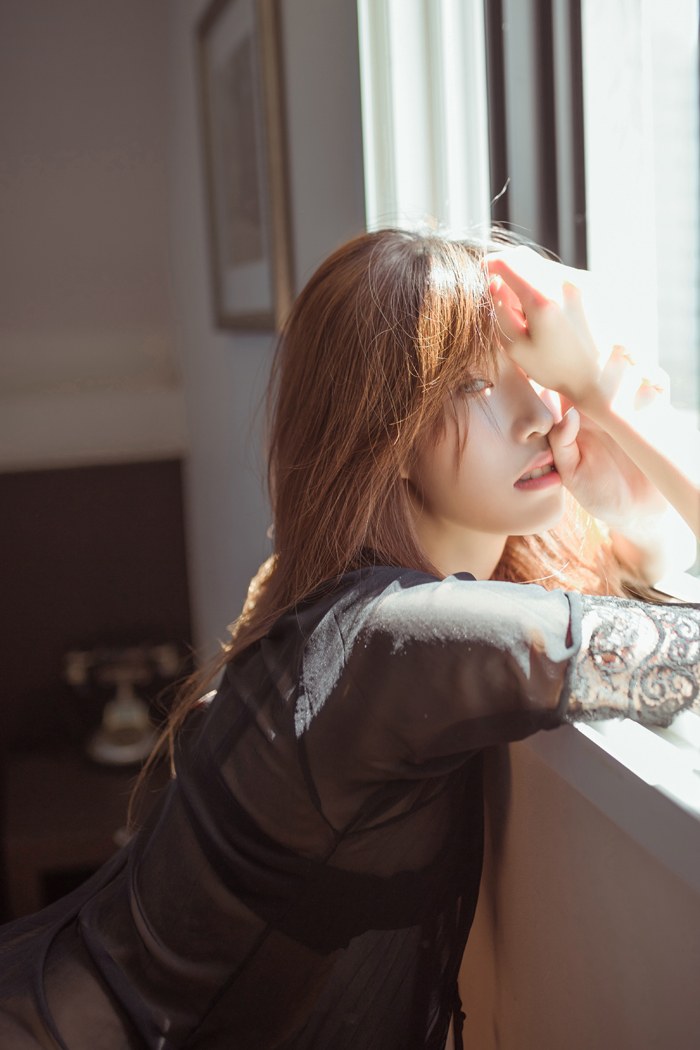 气质女郎kbora性感内衣眼神迷离动人(图21)