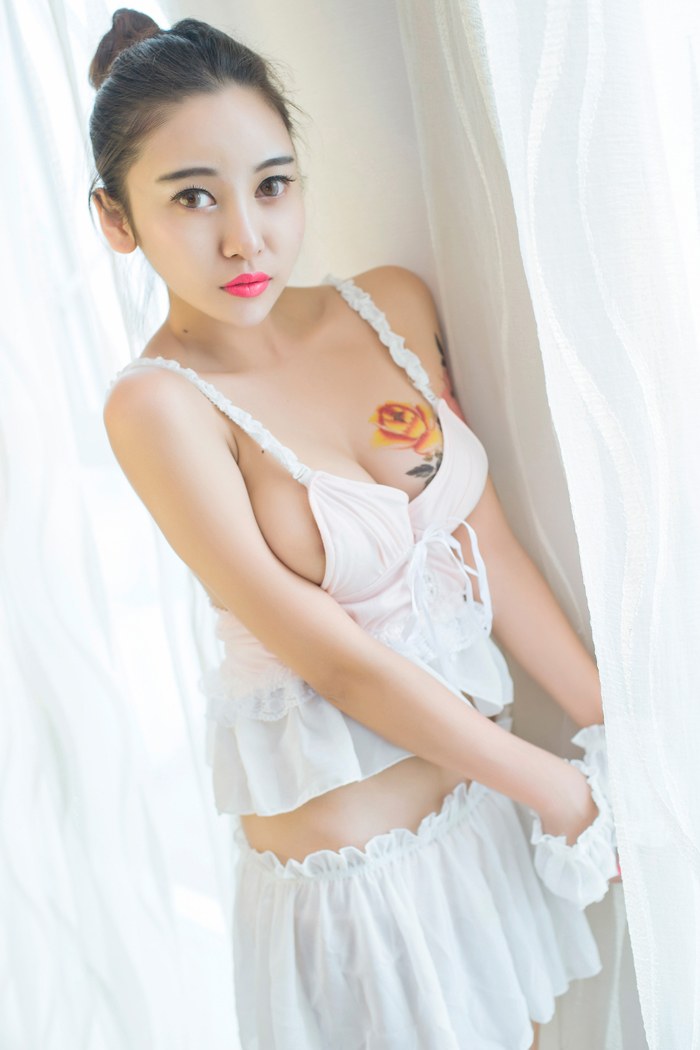 寂寞少妇李梓熙SM情趣装巨乳诱人(图47)