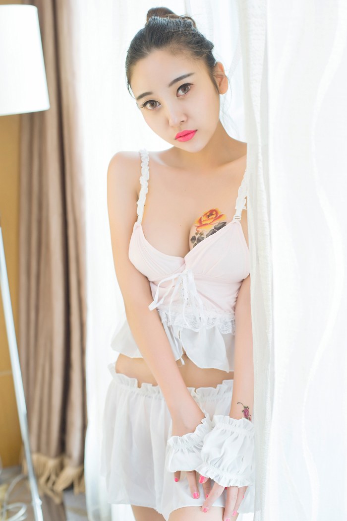 寂寞少妇李梓熙SM情趣装巨乳诱人(图48)