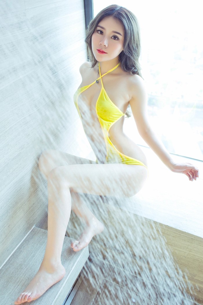 极品嫩模爱丽莎镂空旗袍妩媚十分(图15)