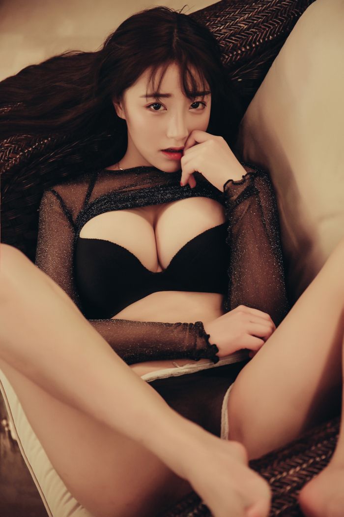 妖艳人妻芒果柯柯内衣难挡汹涌G奶(图20)