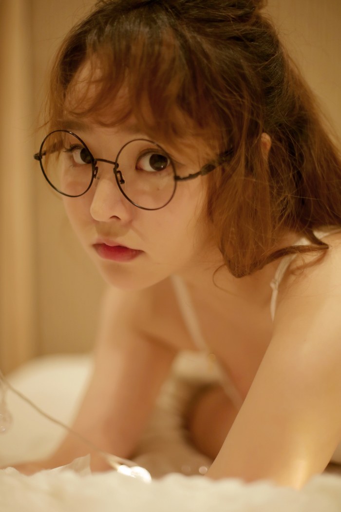 童颜巨乳柳侑绮情趣诱惑十分销魂(图10)