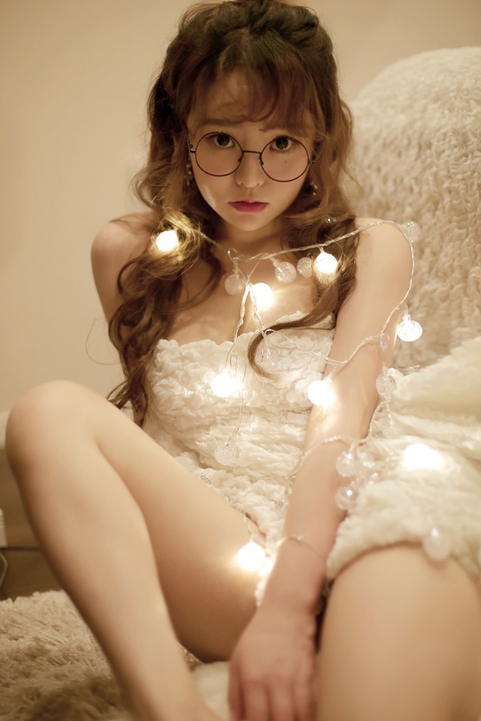 童颜巨乳柳侑绮情趣诱惑十分销魂(图7)