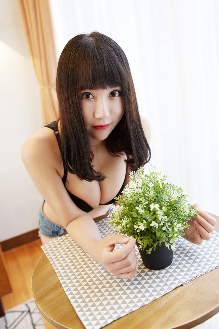 性感mm雪碧齐B牛仔夏日激情四射(图49)