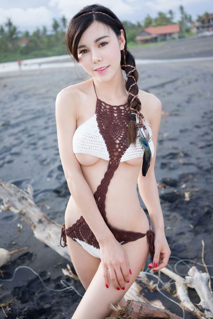 娇艳少妇沈佳熹半遮美乳勾人眼球(图6)