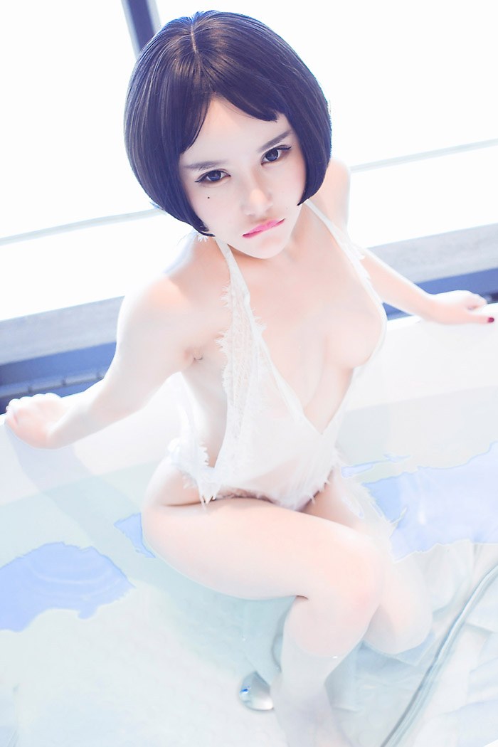 大胸妹妹佑熙情趣内衣演绎湿身诱惑(图21)