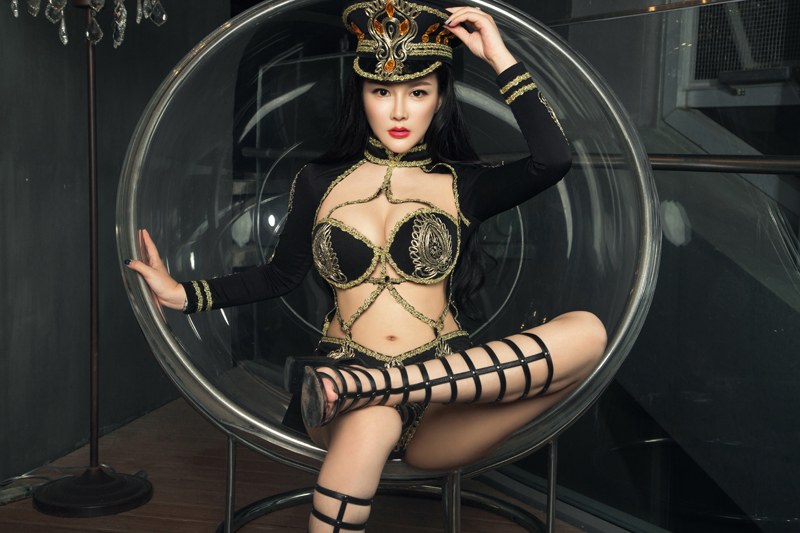 巨乳女王沈诺馨丰乳肥臀销魂蚀骨(图15)