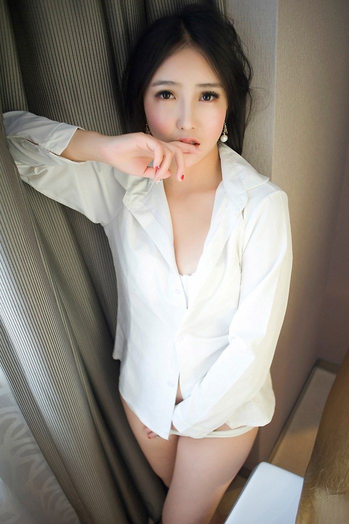 大胸妹艾弥丰乳肥臀让人欲罢不能(图27)