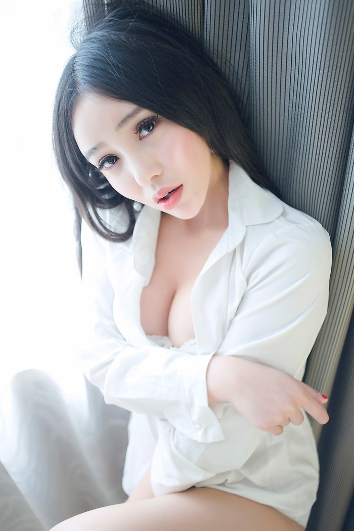 大胸妹艾弥丰乳肥臀让人欲罢不能(图39)