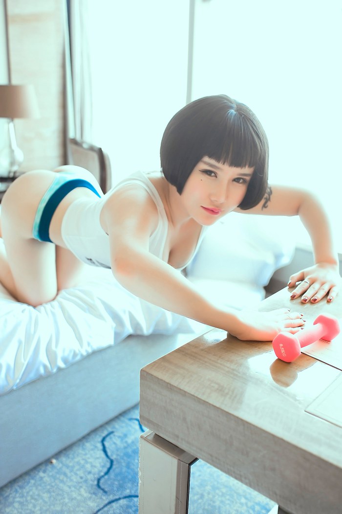 可爱妹子佑熙开胸泳衣秀浑圆美乳(图11)