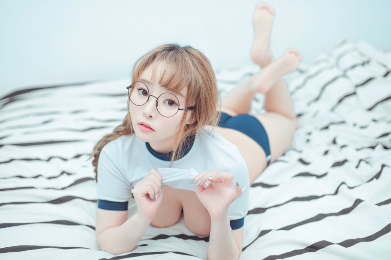 童颜巨乳柳侑绮性感内衣妩媚妖娆(图45)