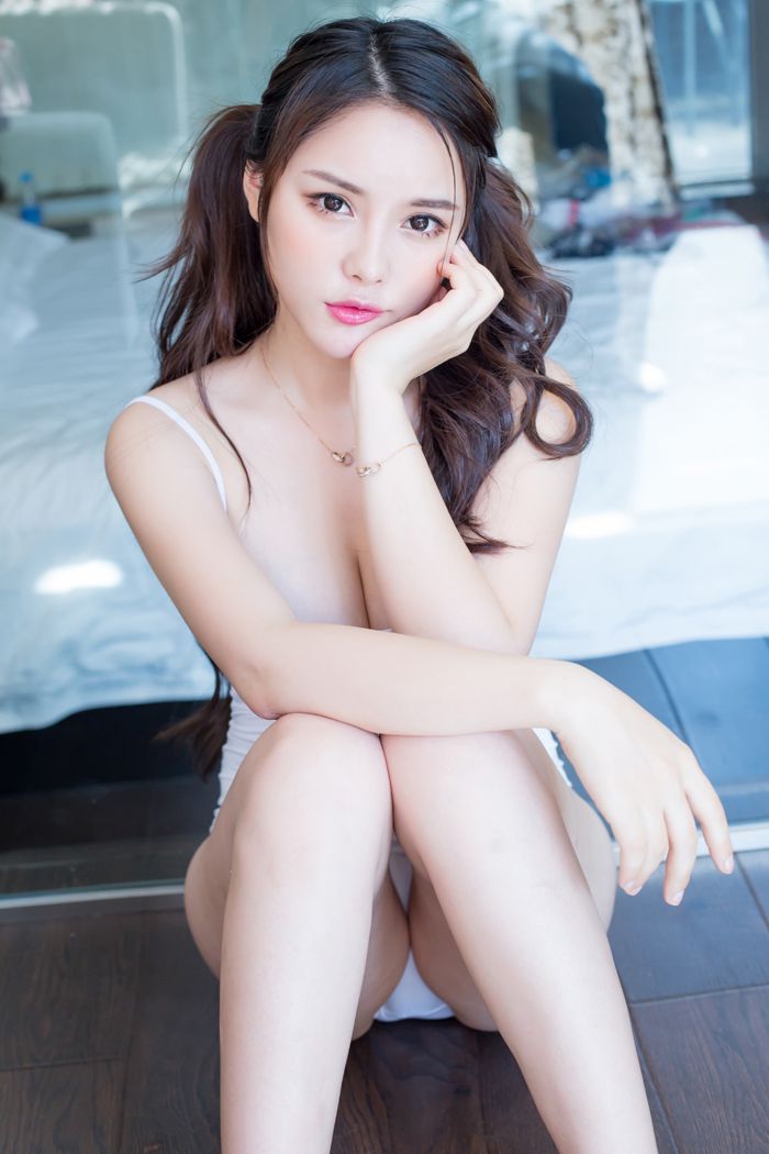 巨乳护士谭睿琪网袜制服妩媚动人(图58)