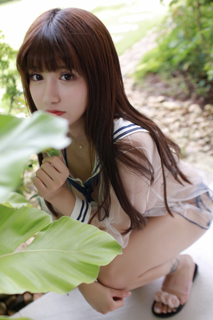 少妇娇萌萌透明薄纱尽显白嫩豪乳(图28)