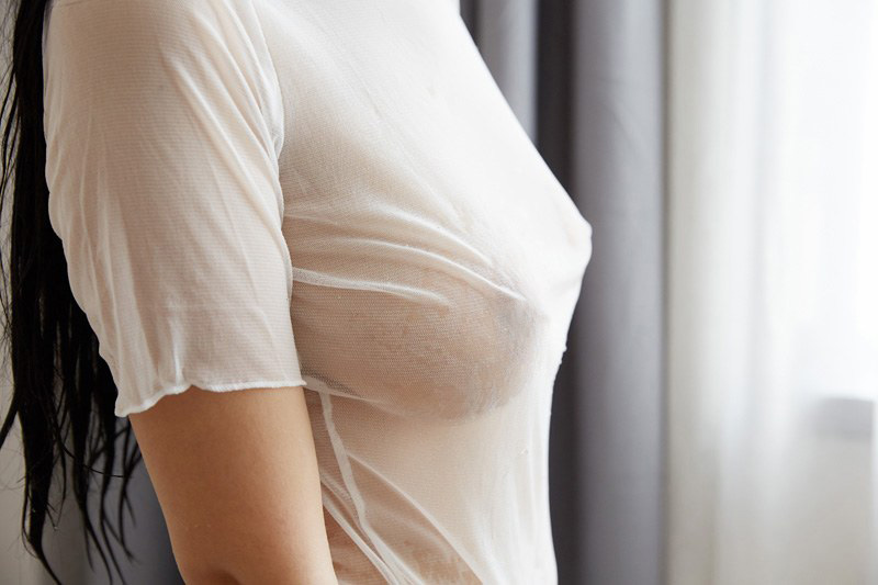 少妇梦溪浴缸湿身内衣露乳诱惑你(图21)