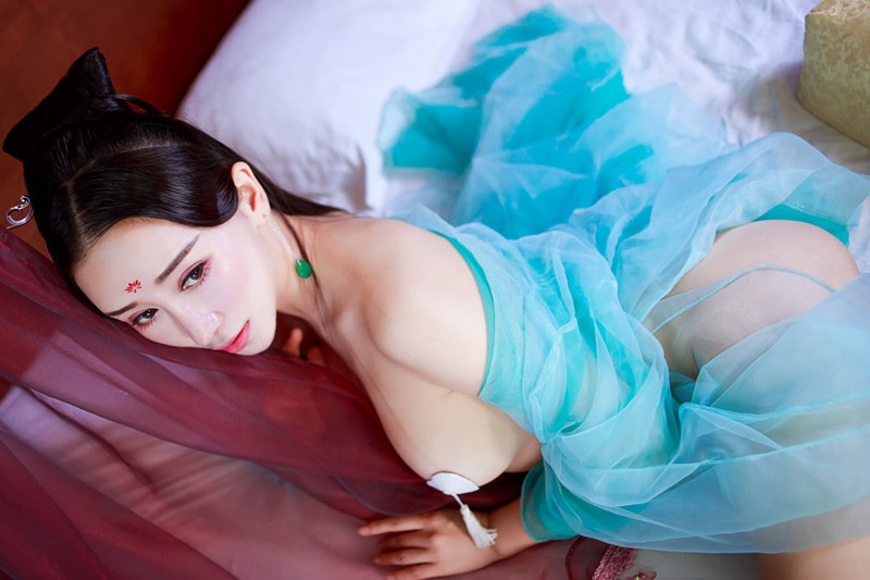 古风女王邹晶晶真空上阵乳此动人(图20)