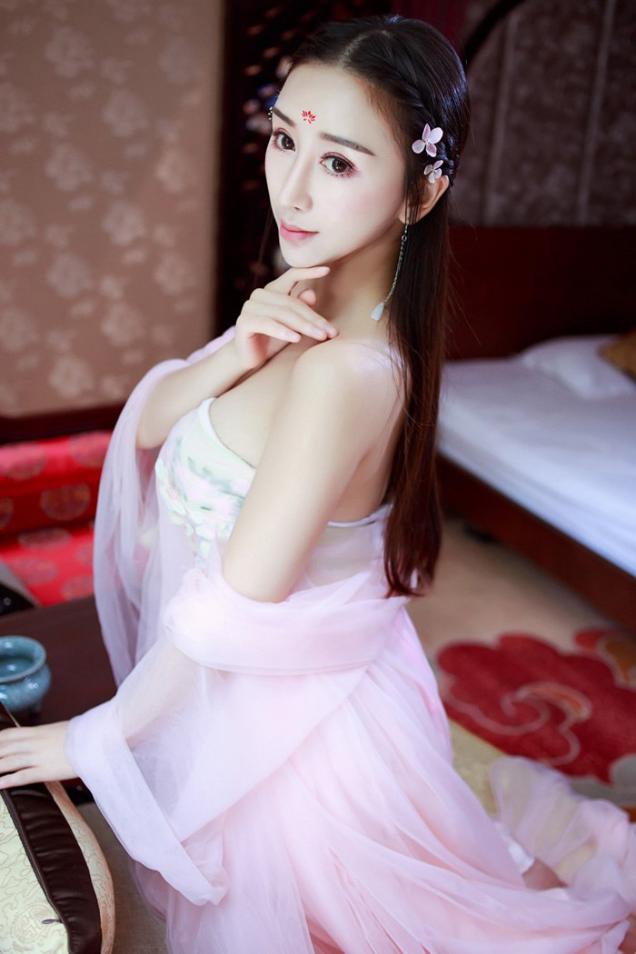 古风女王邹晶晶真空上阵乳此动人(图31)