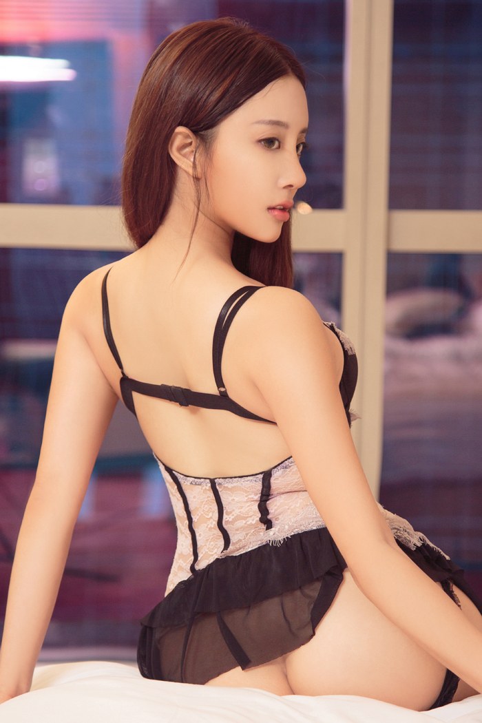 巨乳尤物筱慧身材前凸后翘媚态十足(图8)