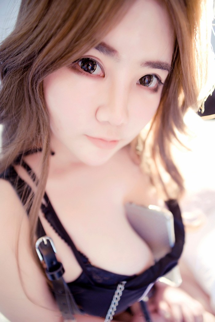 大胸嫩妹温伊怡性感肥臀惹人喜爱(图19)