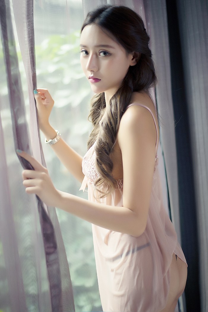 气质嫩模阿童木蕾丝内裤浴室湿身(图13)