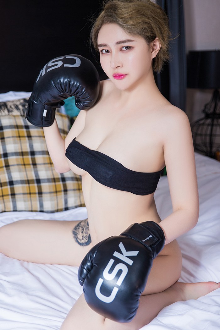 娇艳美少妇凯竹丁裤黑丝勾人魂魄(图35)