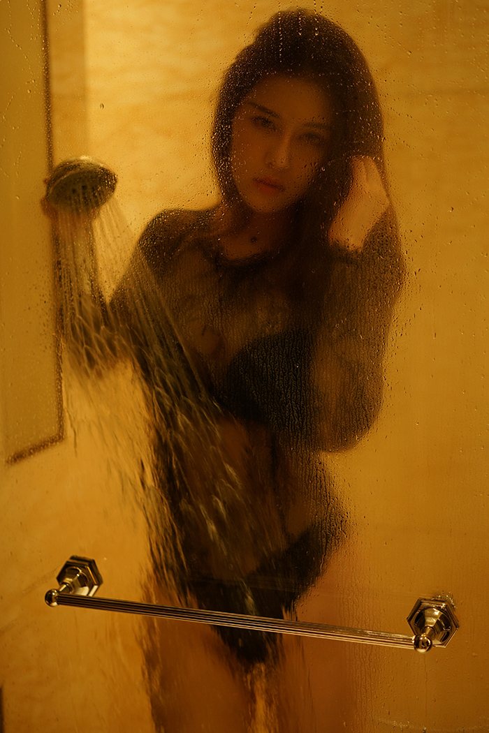 豪放御姐叶佳颐浴室湿身秀豪乳翘臀(图18)