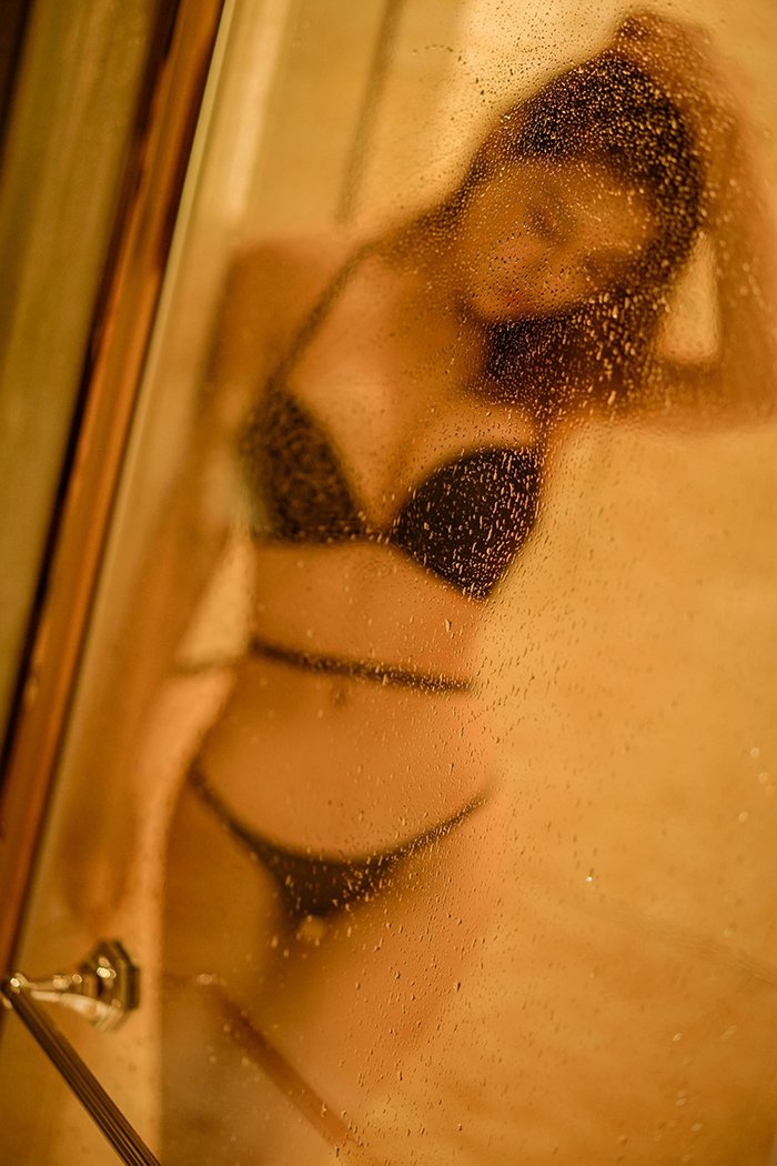 豪放御姐叶佳颐浴室湿身秀豪乳翘臀(图22)