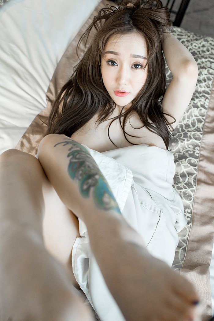 尤果美人顾灿性感比基尼秀白嫩美乳(图33)