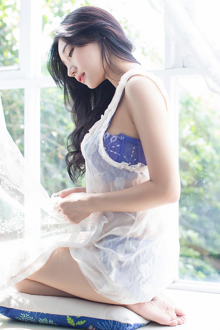 寂寞少妇狐狸妹蕾丝内衣镂空秀美乳(图26)