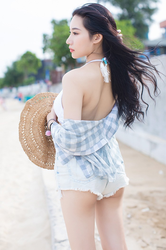 寂寞少妇狐狸妹蕾丝内衣镂空秀美乳(图5)