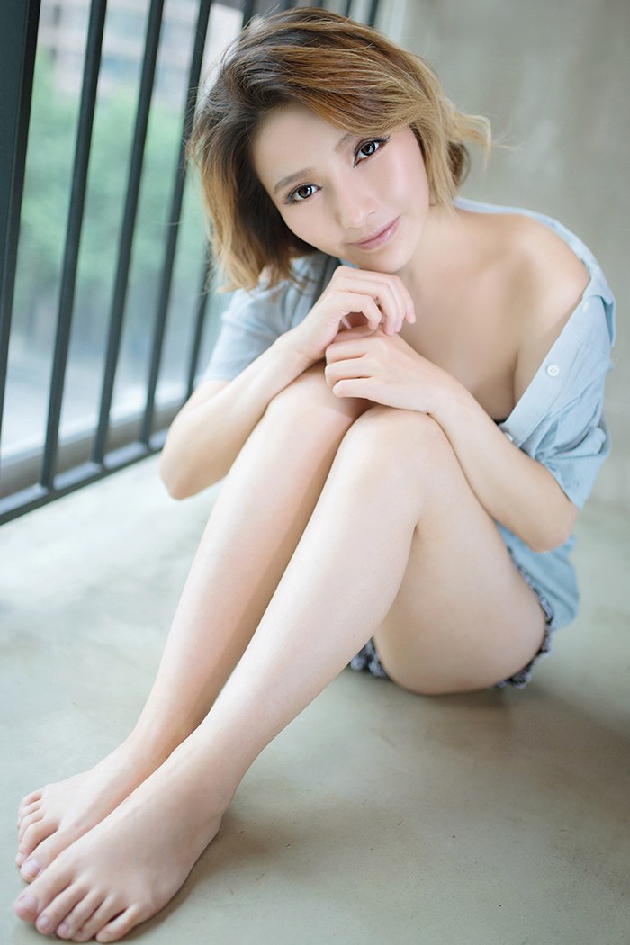 日本老湿性感内衣秀傲人豪乳翘臀(图18)