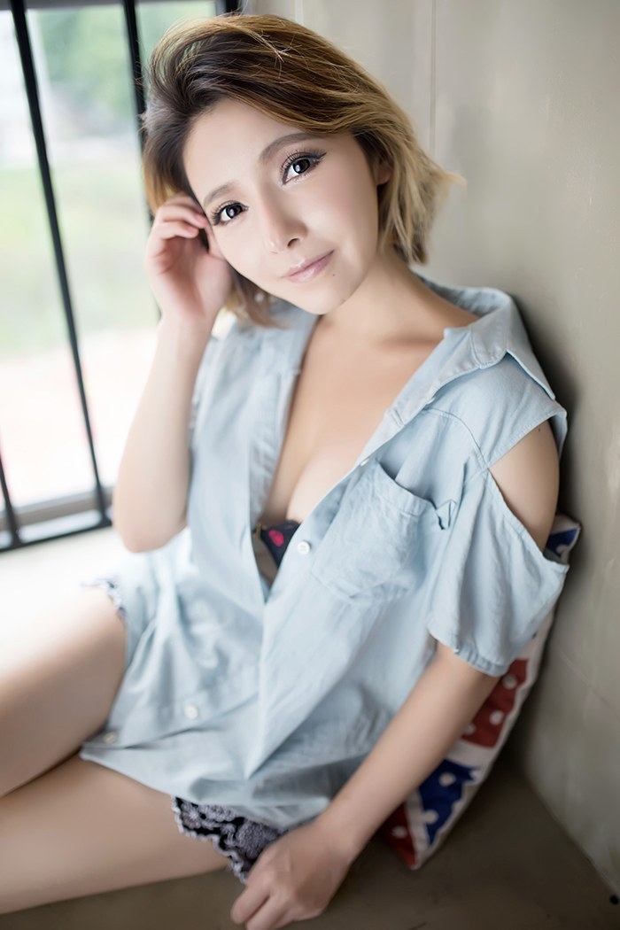 日本老湿性感内衣秀傲人豪乳翘臀(图6)