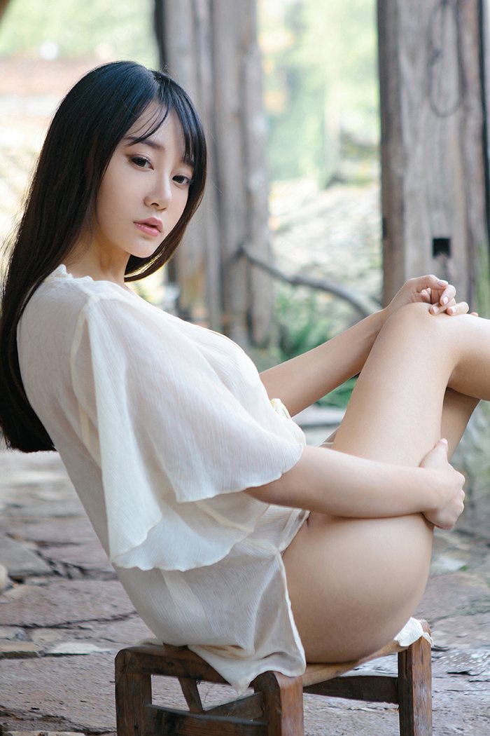 极品嫩模何嘉颖丰乳肥臀撩人心扉(图26)