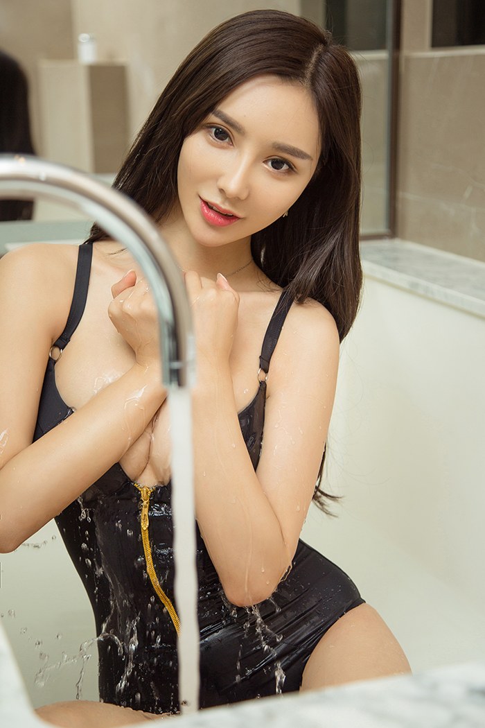 气质女神安柔姿势性感眉眼秋波暗送(图12)