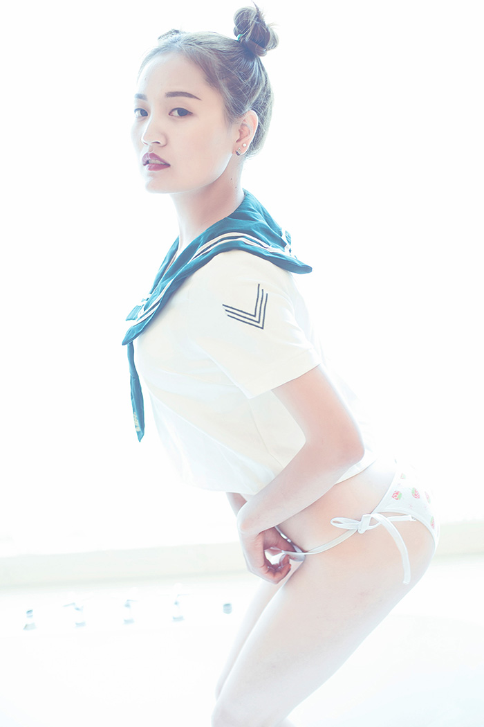 丰满美护士科科酥胸性感翘臀圆润(图7)