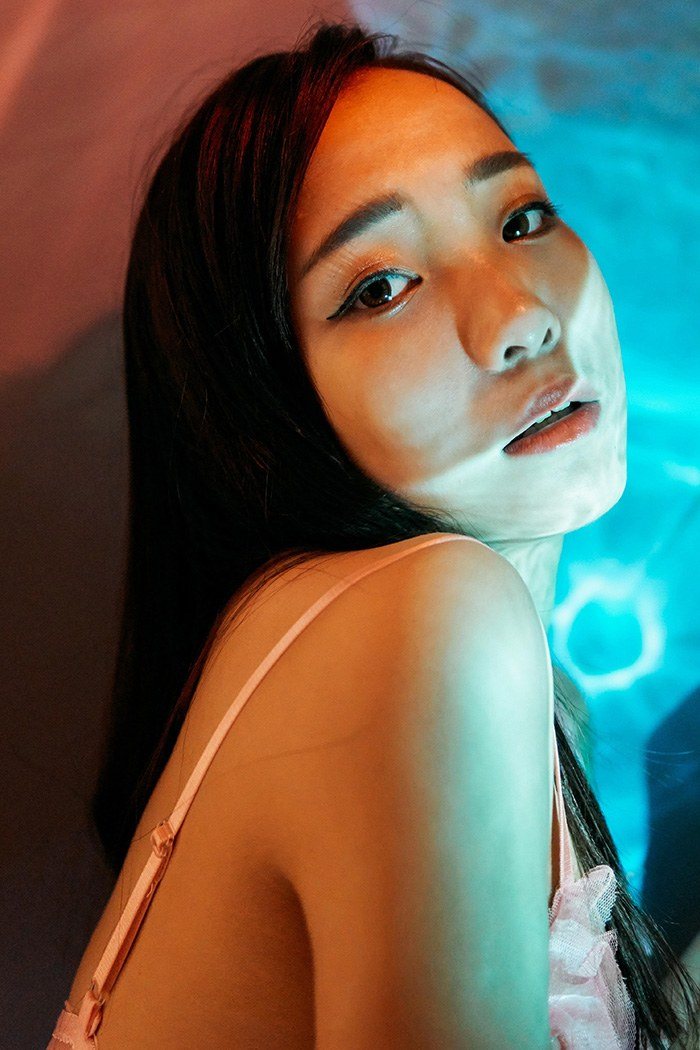 性感尤物瑞欣蜜乳娇躯让人流鼻血(图13)