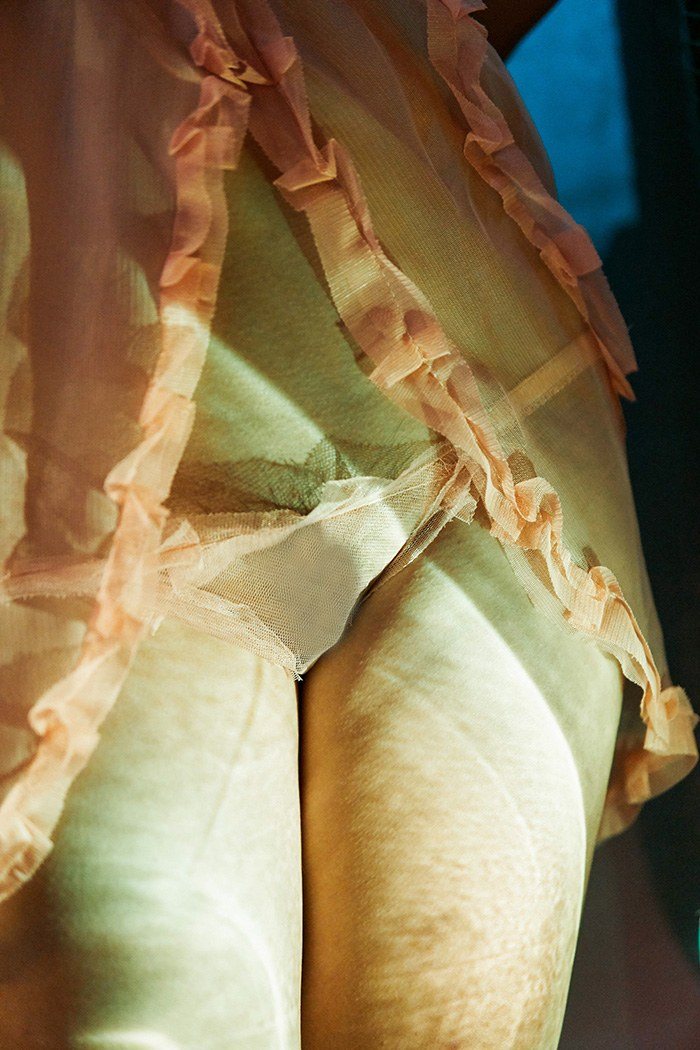 性感尤物瑞欣蜜乳娇躯让人流鼻血(图29)