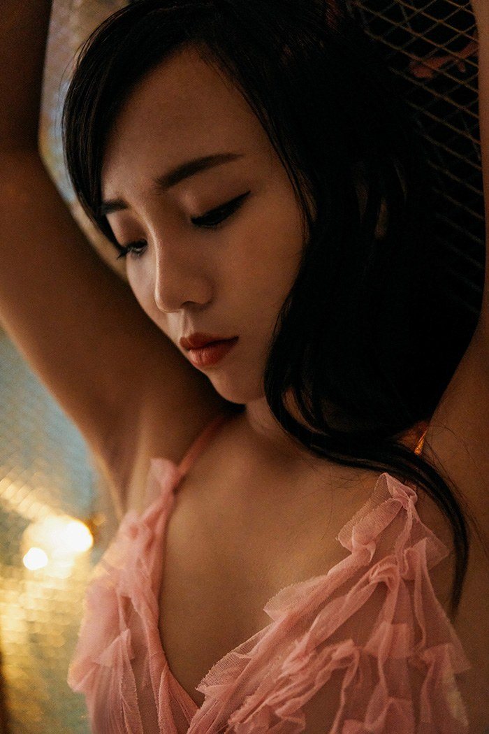 性感尤物瑞欣蜜乳娇躯让人流鼻血(图32)