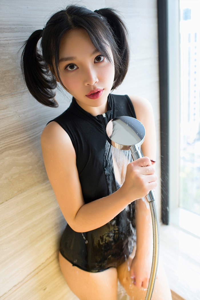 童颜巨乳小纯子浴室湿身香艳欲滴(图15)