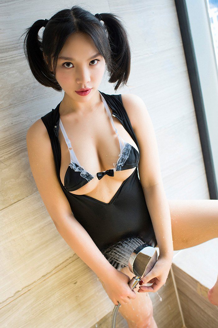 童颜巨乳小纯子浴室湿身香艳欲滴(图19)