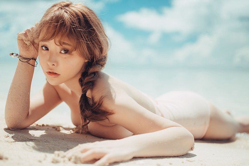 菠萝社美女老板柳侑绮童颜巨乳很吸睛(图33)